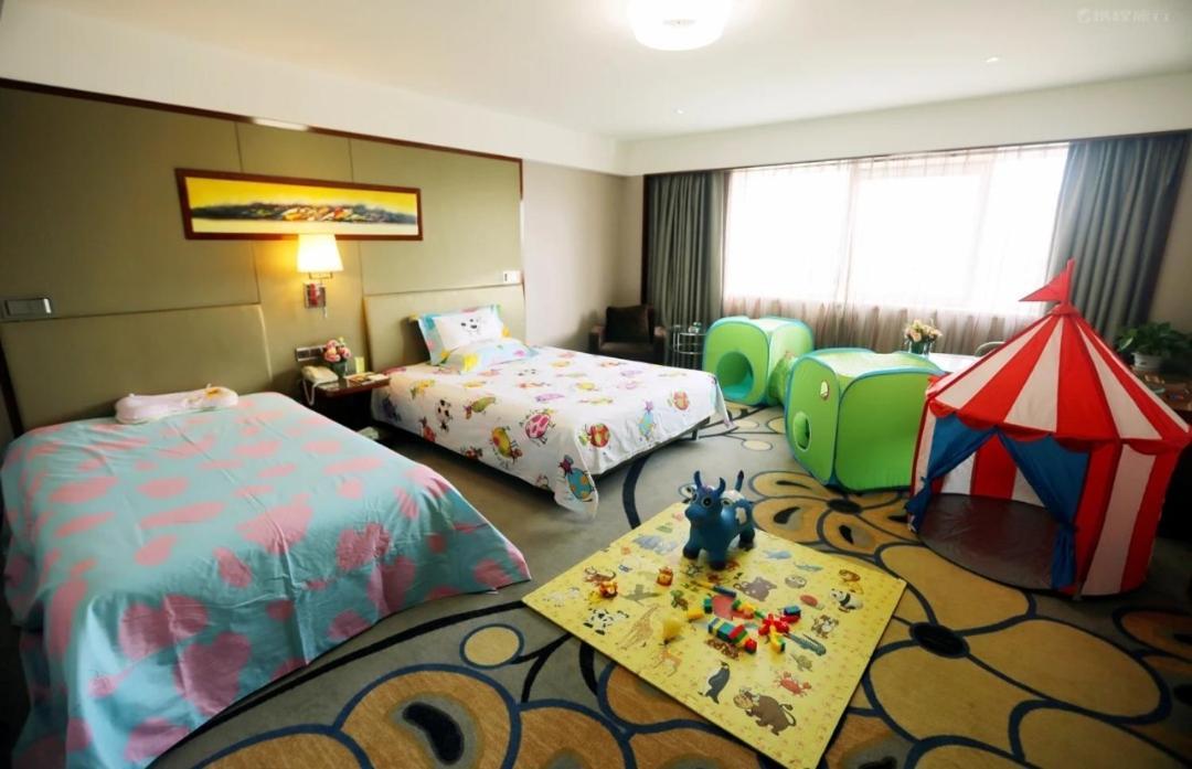 Inzone Garland Hotel Цзинань Экстерьер фото